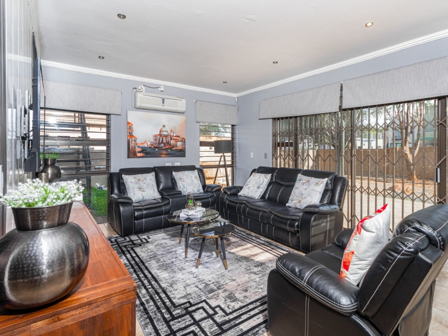 5 Bedroom Property for Sale in Leloko Lifestyle Estate North West
